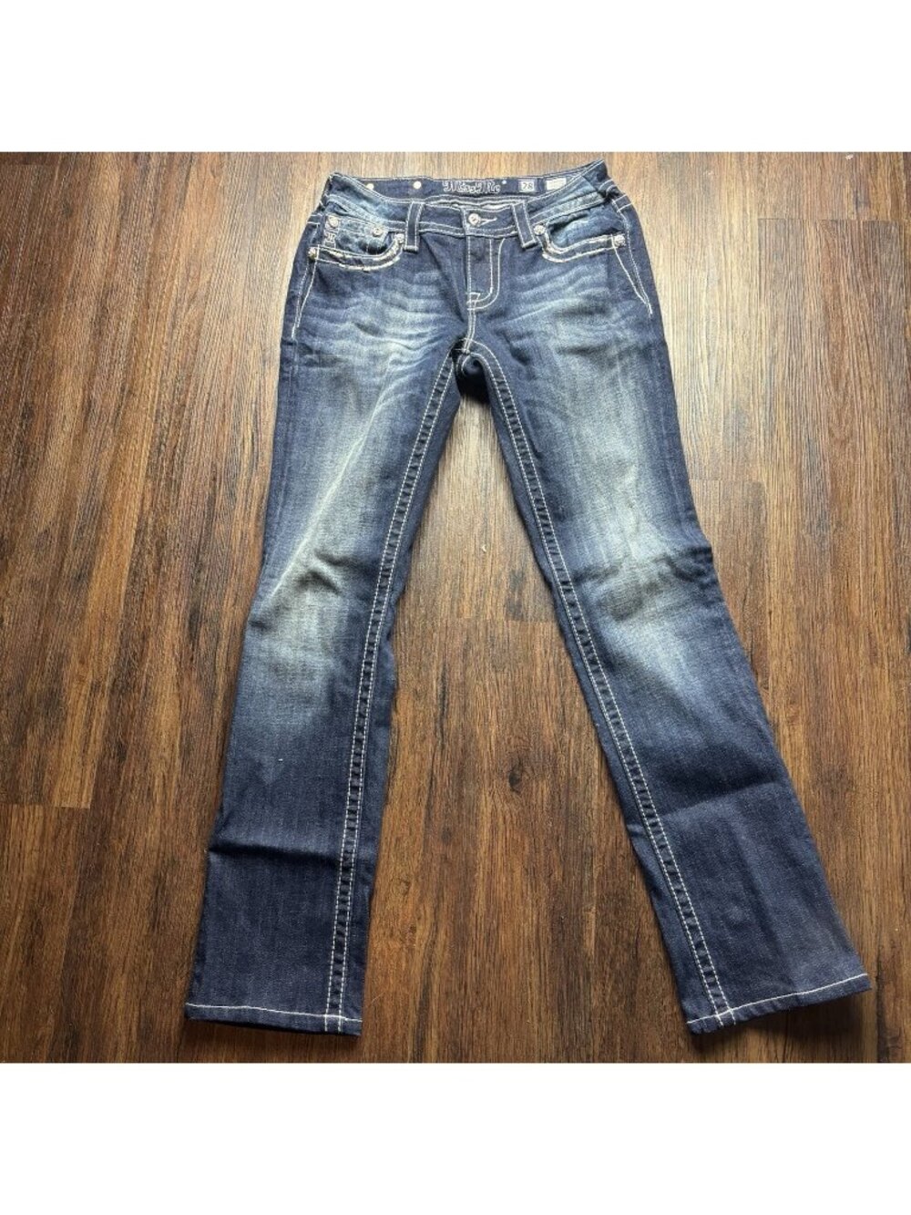 Miss Me Signature straight Jeans Distressed EmbellishedDark Wash Women’s Size 28